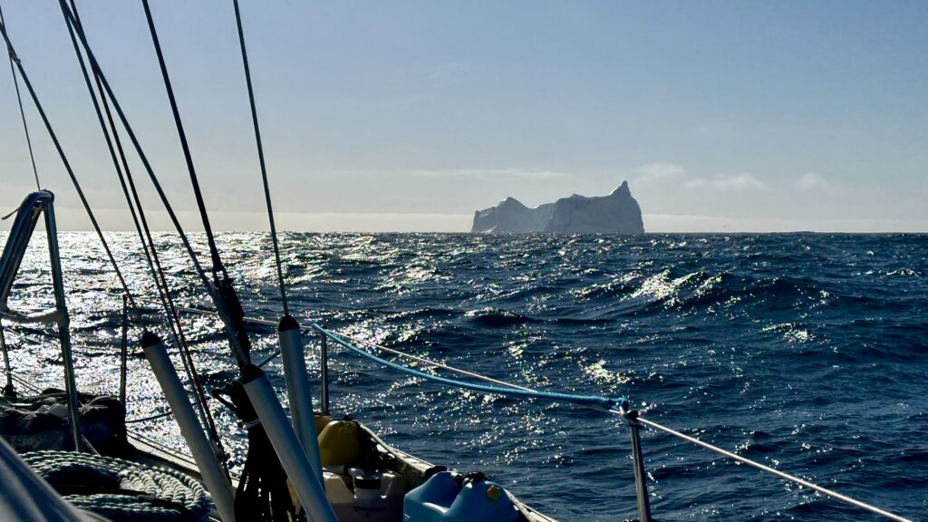 Ice bergs off Greenlands coast