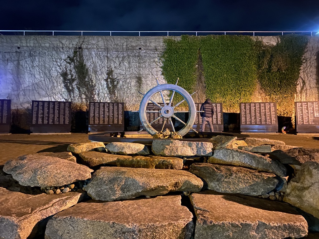 Fishermans memorial in Yarmouth