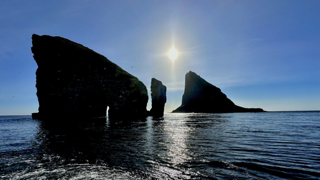 Beautiful cliffs on the way to Mykines